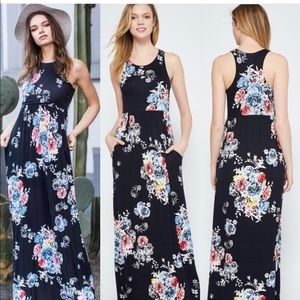 Razorback Maxi Dress w/ Pockets! Brand New!